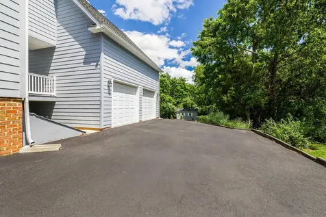 2554 Village Drive Waynesboro VA 22980