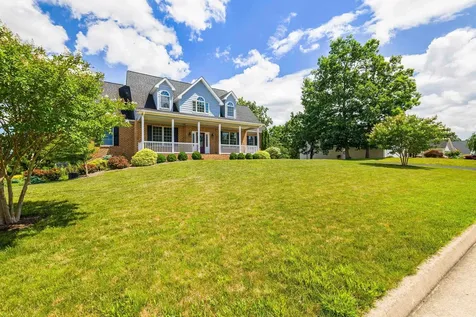 2554 Village Drive Waynesboro VA 22980