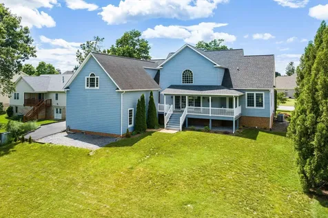 2554 Village Drive Waynesboro VA 22980