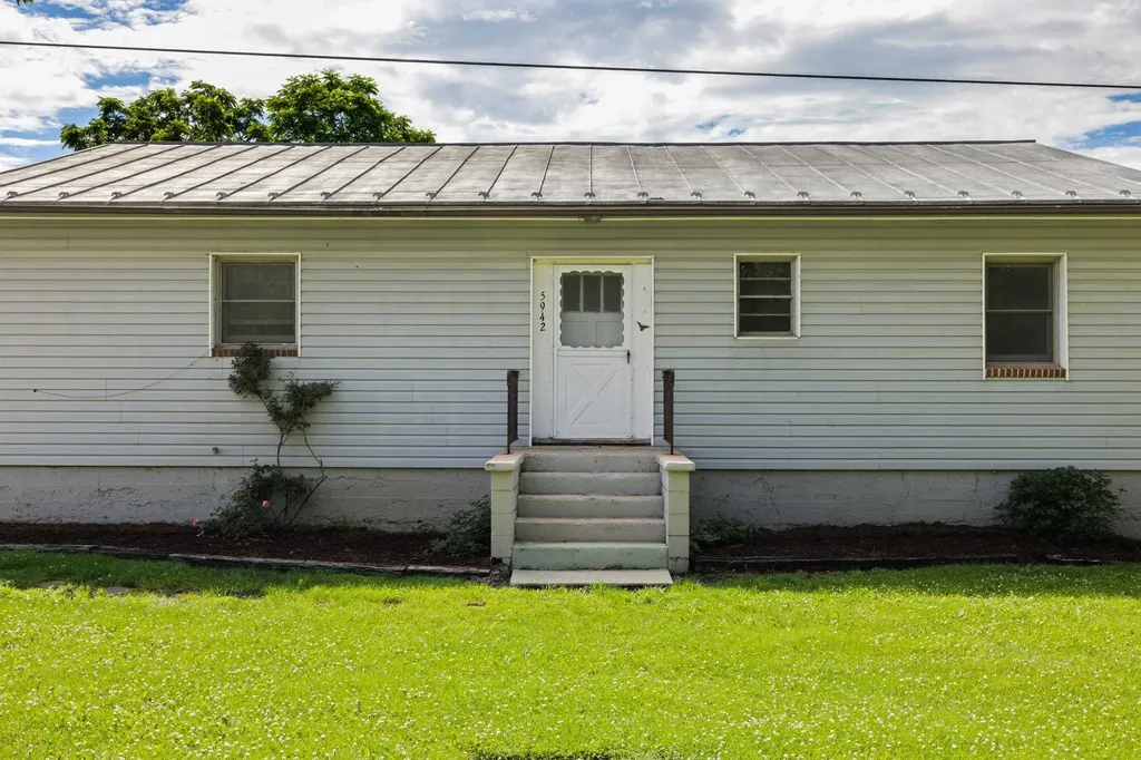 5942 Mossy Creek Road Bridgewater VA 22812