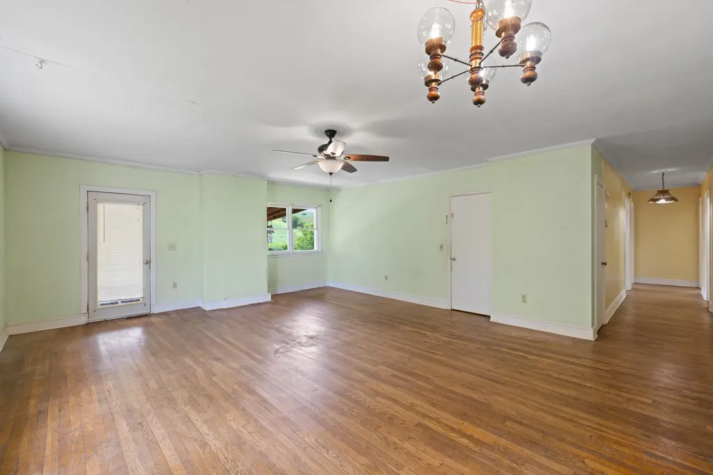 5942 Mossy Creek Road Bridgewater VA 22812