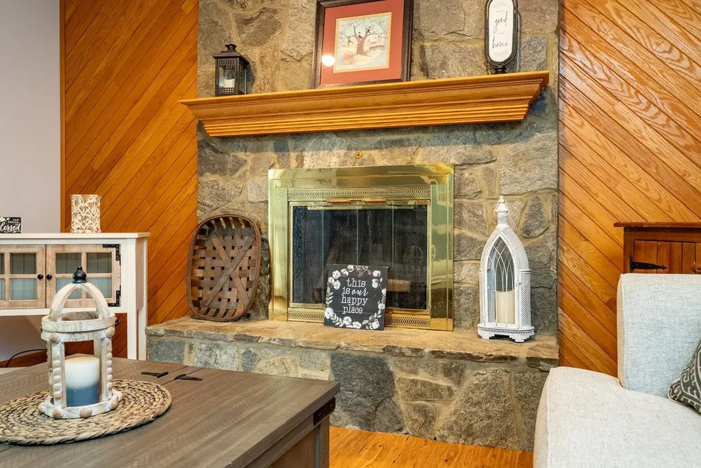 17962 Old Barn Lane Elkton VA 22827