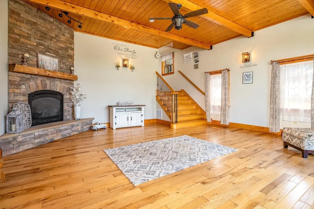 17962 Old Barn Lane Elkton VA 22827