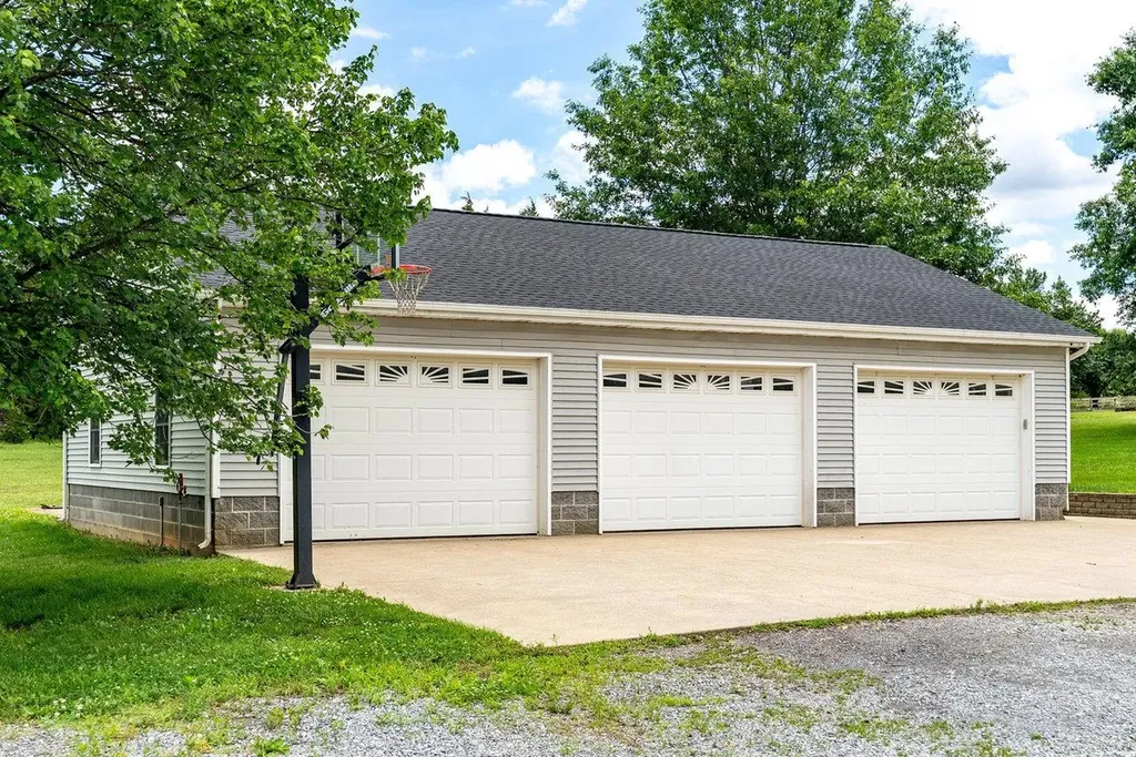 17962 Old Barn Lane Elkton VA 22827