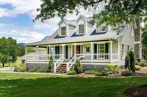 17962 Old Barn Lane Elkton VA 22827