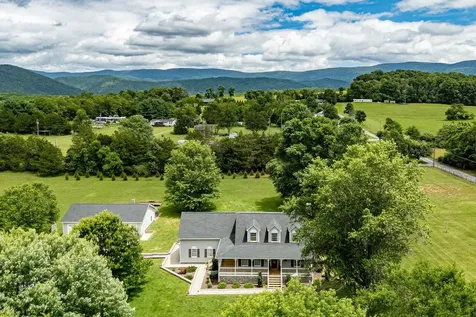 17962 Old Barn Lane Elkton VA 22827