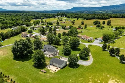 17962 Old Barn Lane Elkton VA 22827
