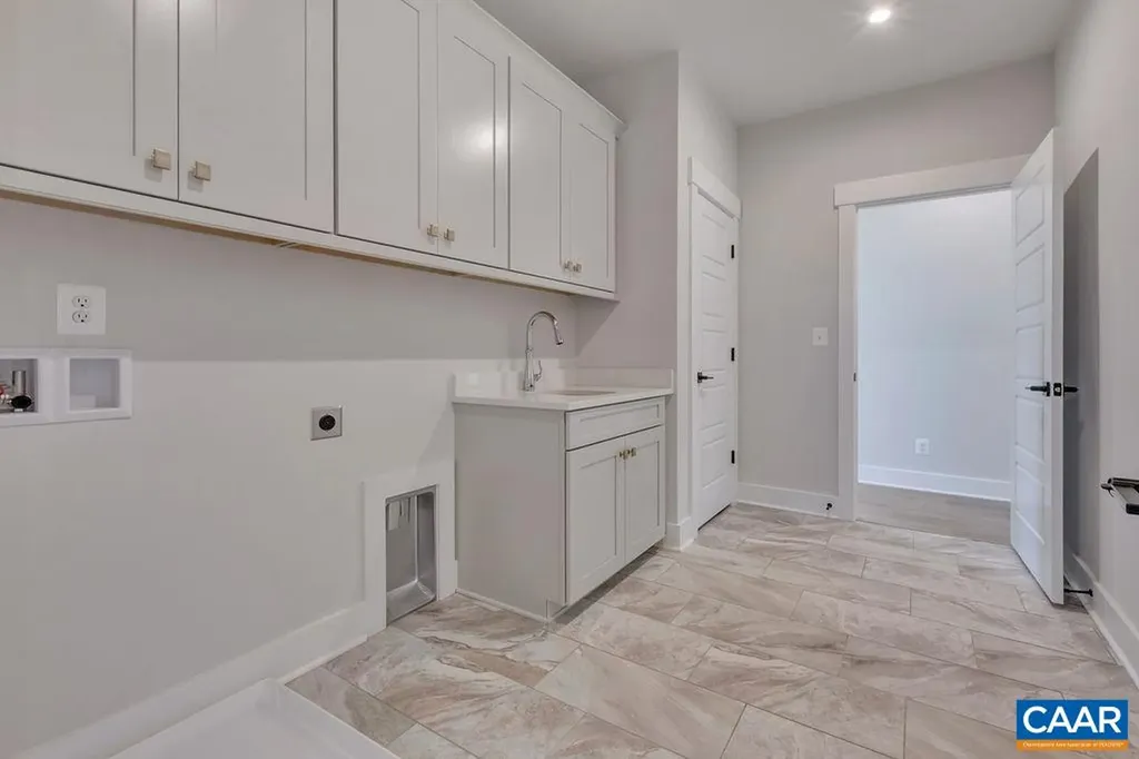 52 Farrow Drive Charlottesville VA 22901