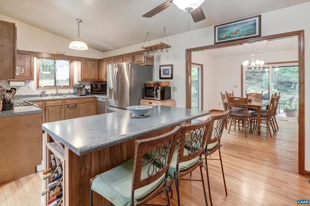 7160 Burnt Mountain Road Afton VA 22920