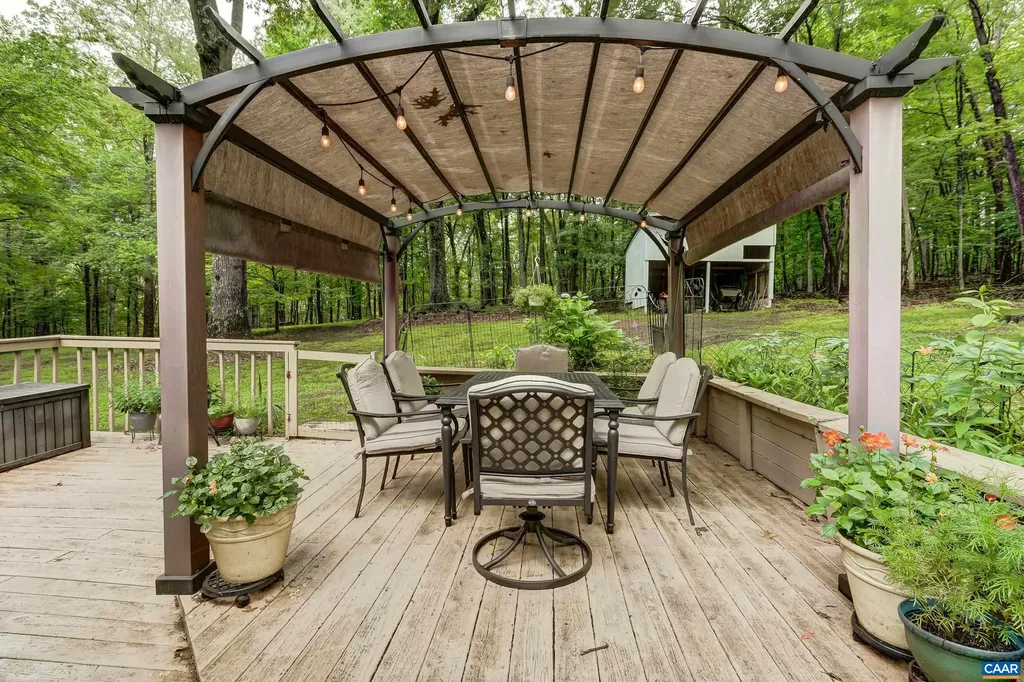 7160 Burnt Mountain Road Afton VA 22920