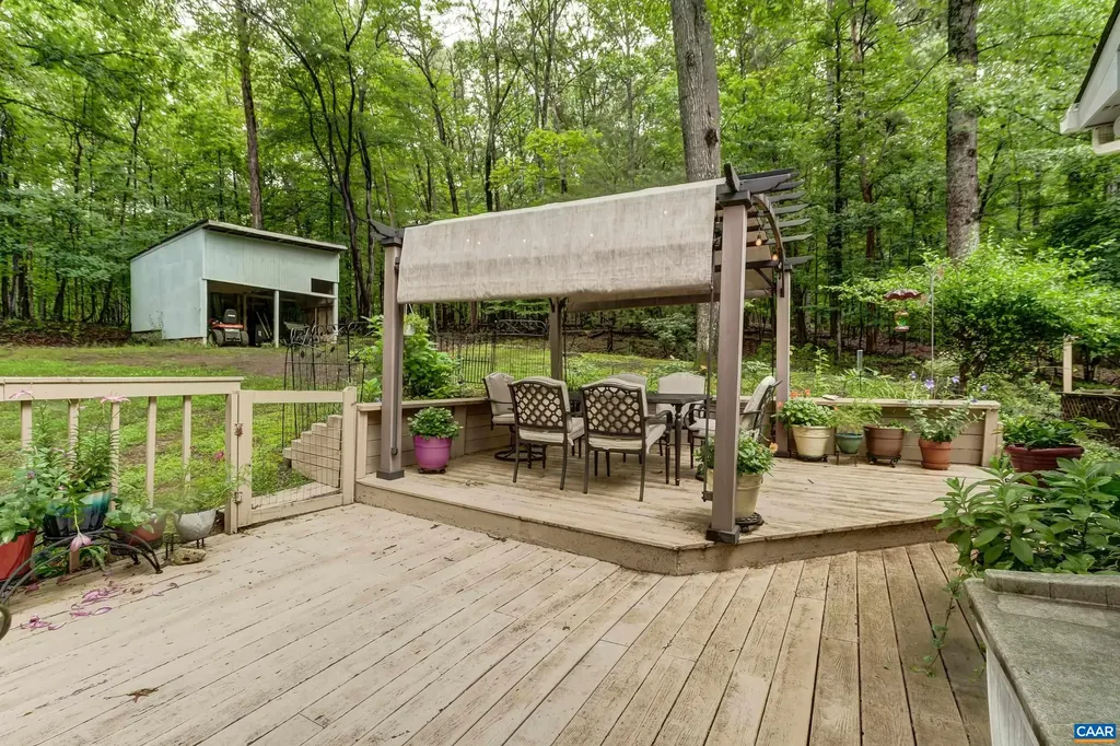 7160 Burnt Mountain Road Afton VA 22920