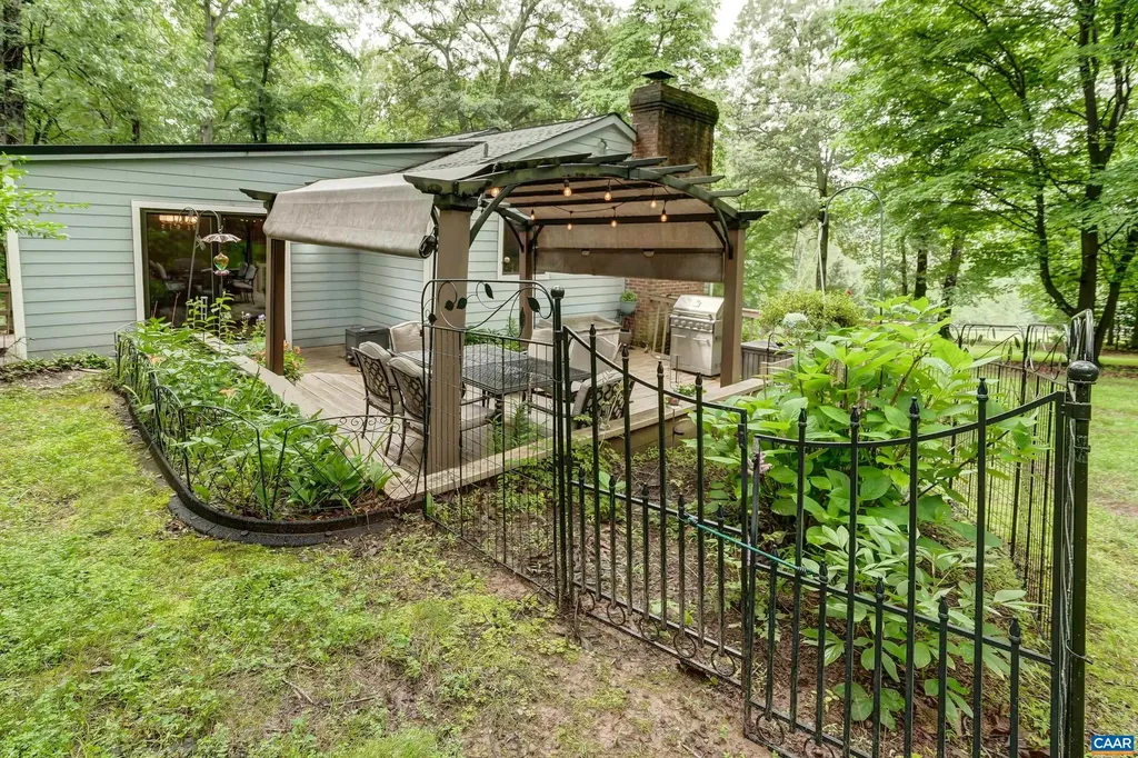 7160 Burnt Mountain Road Afton VA 22920