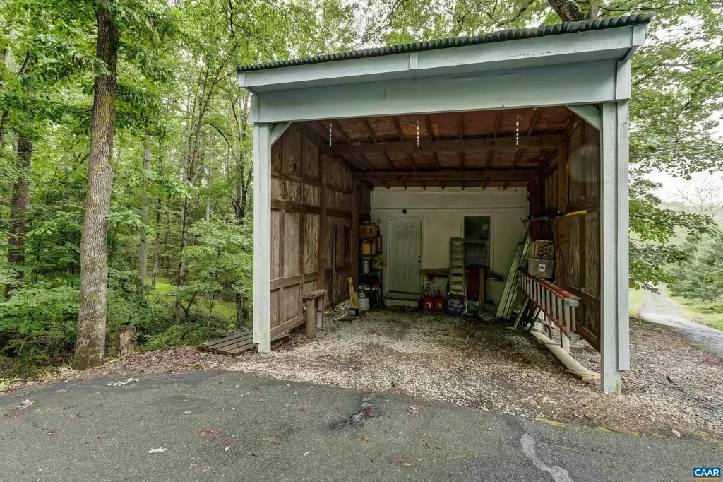 7160 Burnt Mountain Road Afton VA 22920