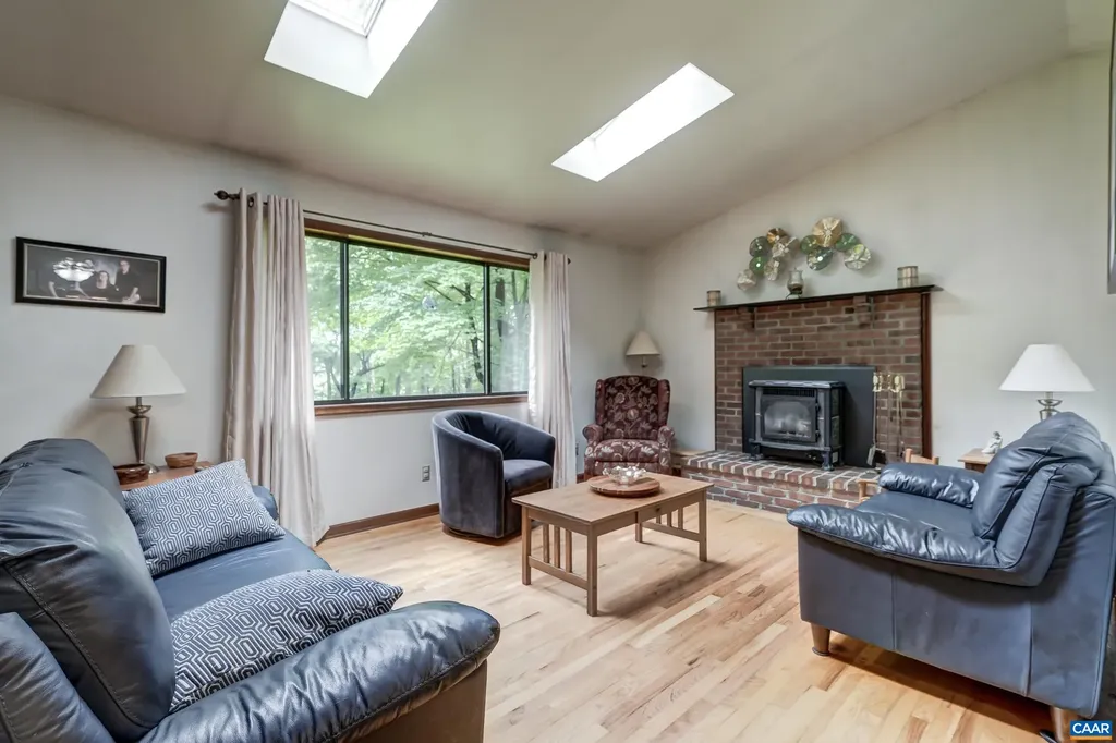 7160 Burnt Mountain Road Afton VA 22920