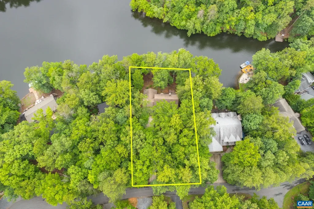 19 Piedmont Lane Palmyra VA 22963