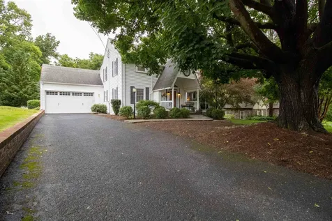 420 College Circle Staunton VA 24401