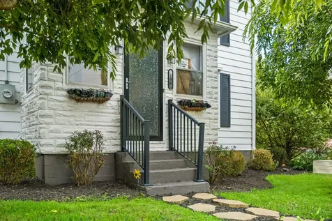 106 2nd Street Shenandoah VA 22849