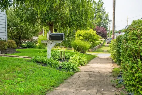 106 2nd Street Shenandoah VA 22849