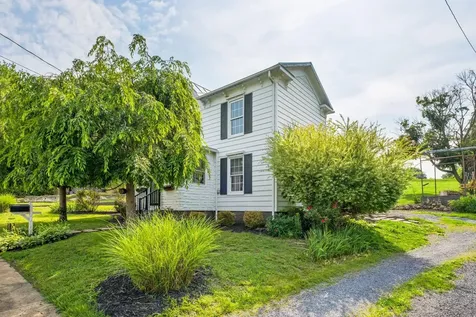 106 2nd Street Shenandoah VA 22849