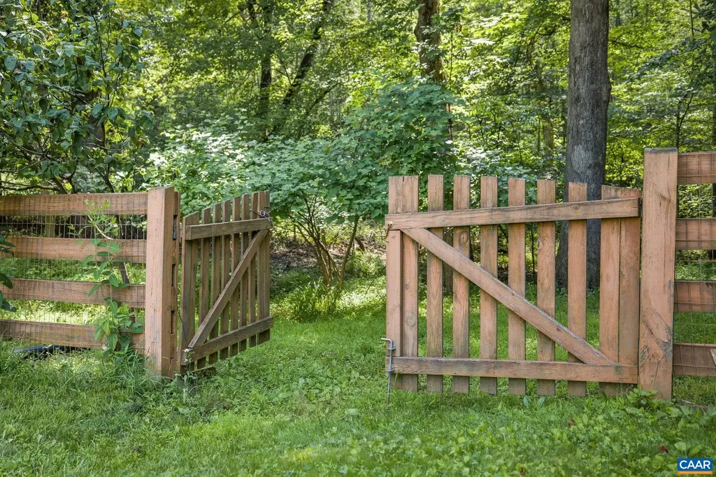 3615 Doctors Crossing Charlottesville VA 22911