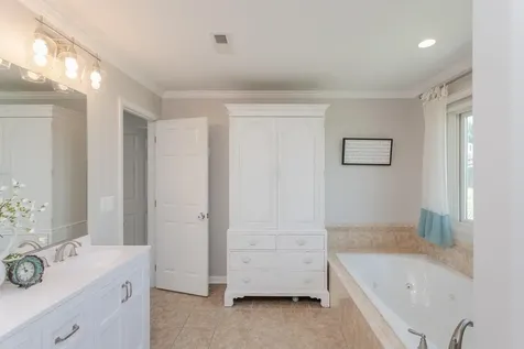 180 Jessica Drive Penn Laird VA 22846