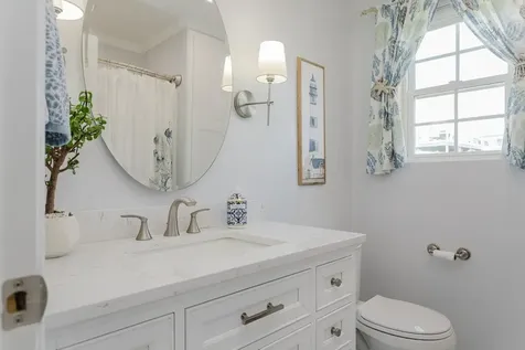 180 Jessica Drive Penn Laird VA 22846