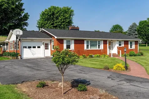 5213 Rawley Pike Rockingham VA 22801
