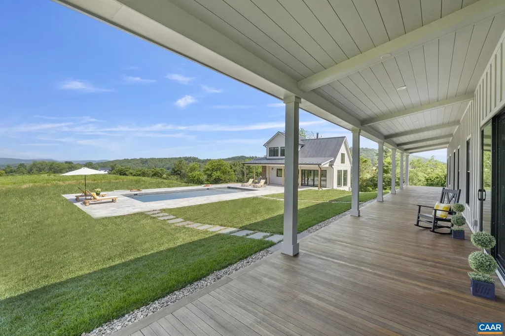 310 Goodloe Lane Afton VA 22920