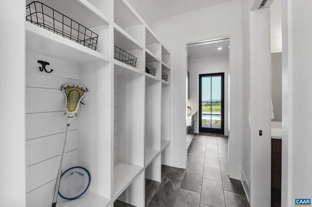 310 Goodloe Lane Afton VA 22920