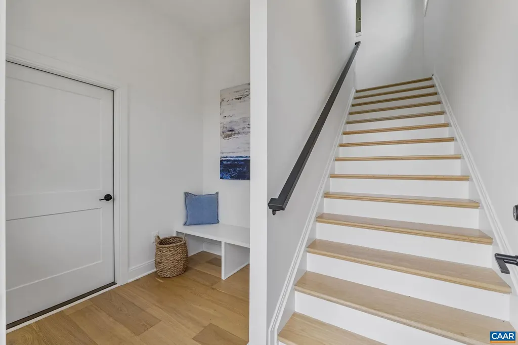 310 Goodloe Lane Afton VA 22920