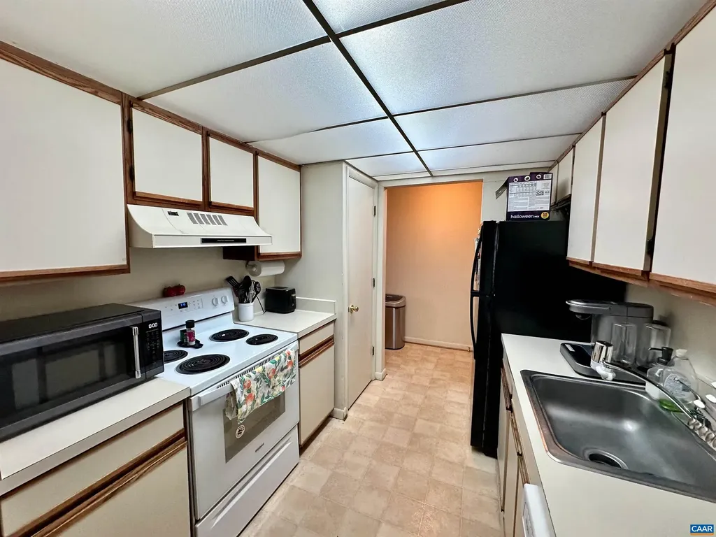 103 Turtle Creek Road Charlottesville VA 22901