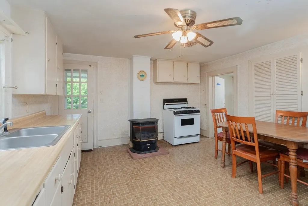 56 Grindstone Road Bridgewater VA 22812