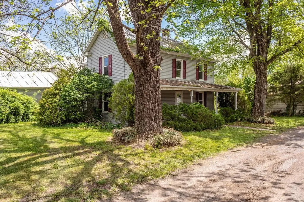 56 Grindstone Road Bridgewater VA 22812