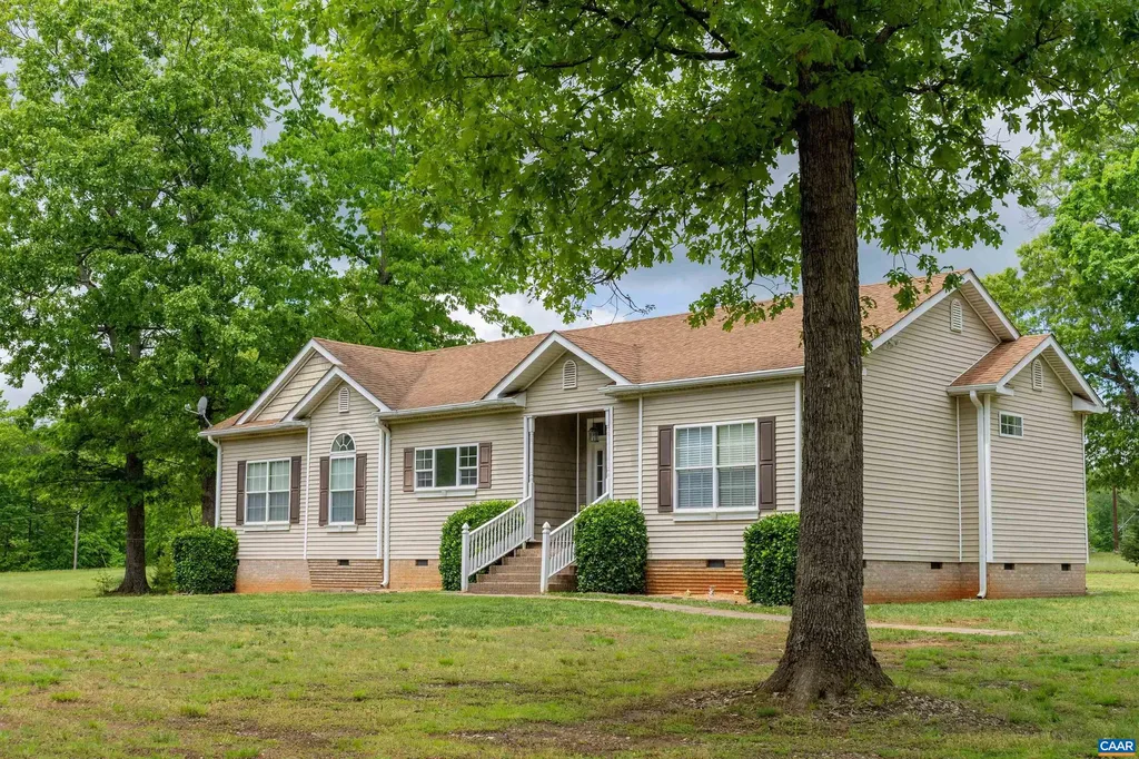 2671 Waldrop Church Road Louisa VA 23093