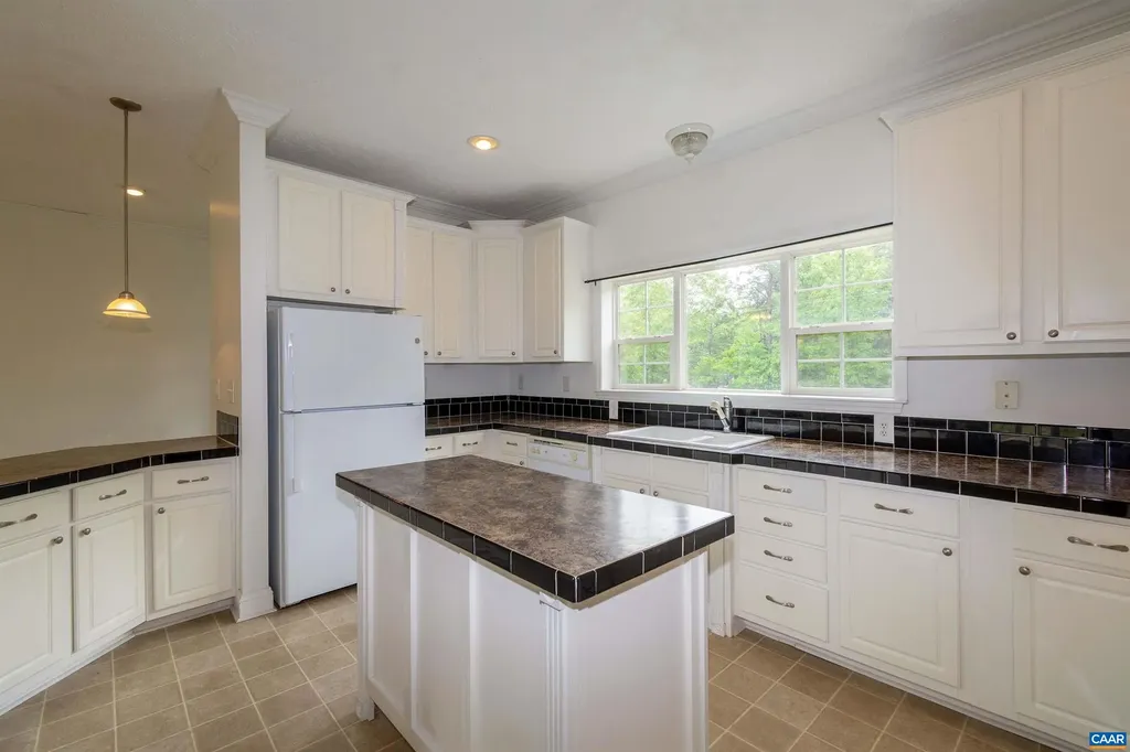 2671 Waldrop Church Road Louisa VA 23093