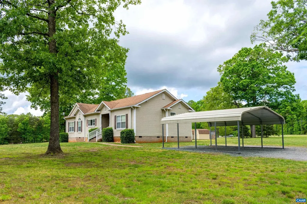 2671 Waldrop Church Road Louisa VA 23093