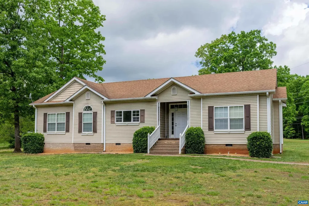 2671 Waldrop Church Road Louisa VA 23093