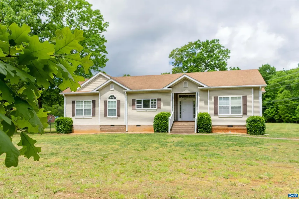 2671 Waldrop Church Road Louisa VA 23093