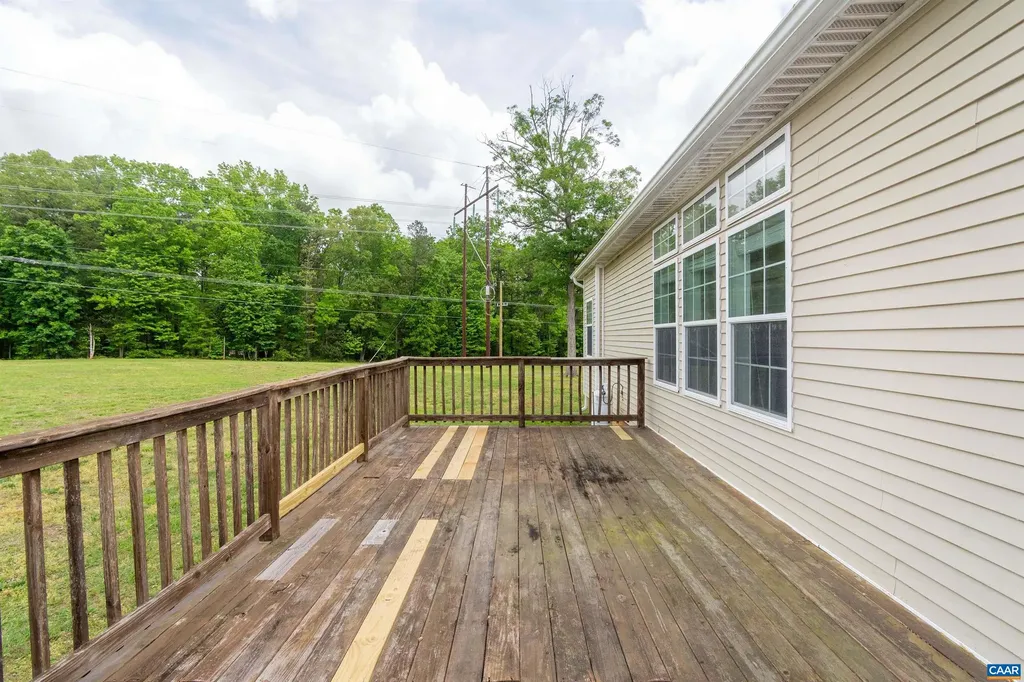 2671 Waldrop Church Road Louisa VA 23093