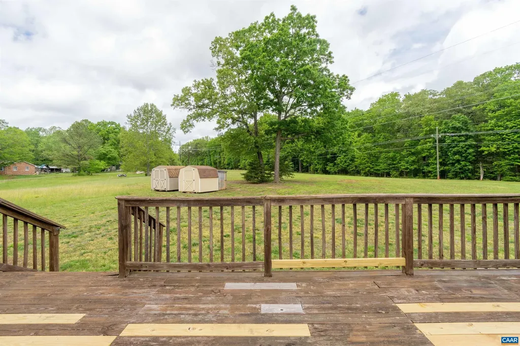 2671 Waldrop Church Road Louisa VA 23093