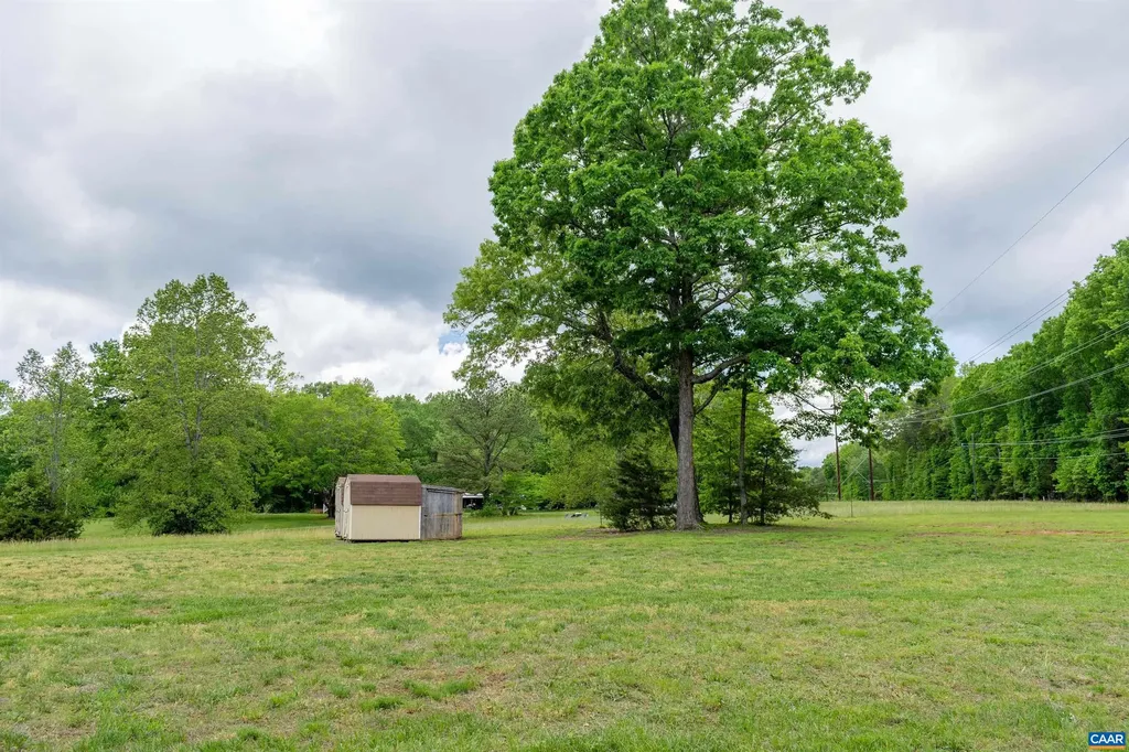 2671 Waldrop Church Road Louisa VA 23093