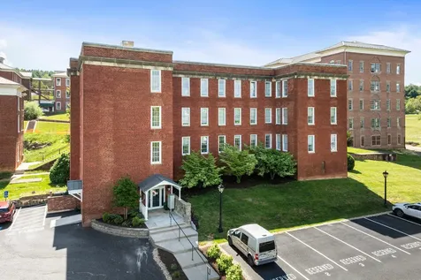 101 Village Drive W Staunton VA 24401