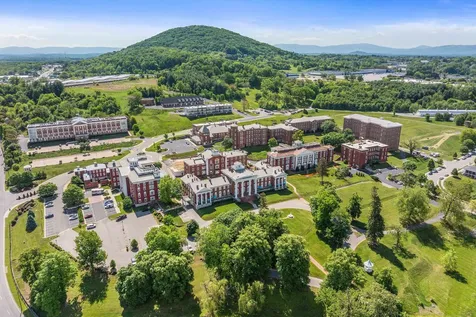 101 Village Drive W Staunton VA 24401