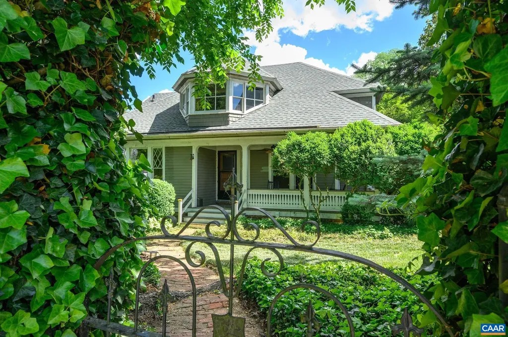 804 Rugby Road Charlottesville VA 22903