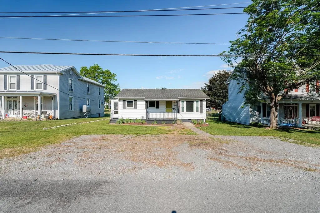 109 Jackson Avenue Elkton VA 22827