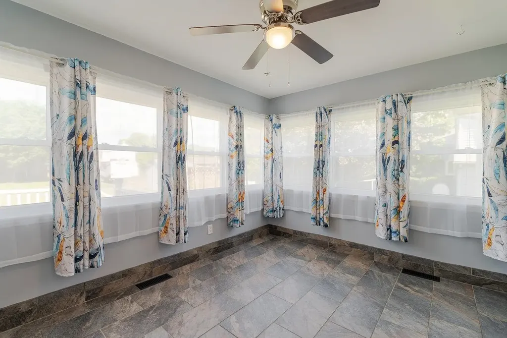 109 Jackson Avenue Elkton VA 22827