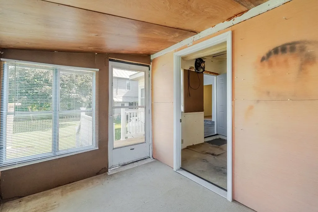 109 Jackson Avenue Elkton VA 22827