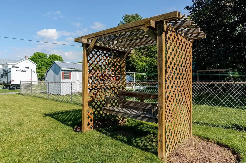 109 Jackson Avenue Elkton VA 22827