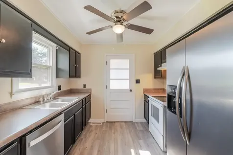 109 Jackson Avenue Elkton VA 22827