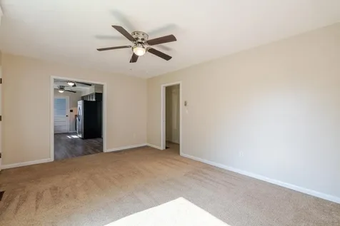 109 Jackson Avenue Elkton VA 22827